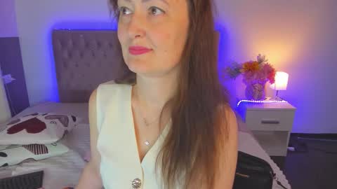 NathalyStars online show from 06-08-26, 12:38