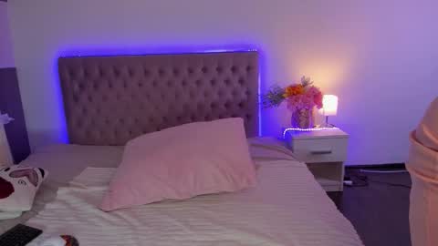 NathalyStars online show from 06-09-26, 12:50