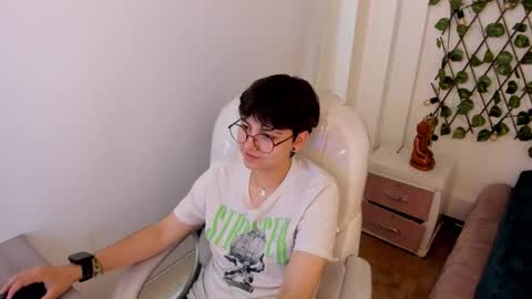 Snapshot of nathalyy_ds chatting on 11-24-25, 07:57 nathalyy_ds online show from 11-24-25, 07:57