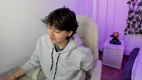 Snapshot of nathalyy_ds chatting on 02-01-26, 12:15 nathalyy_ds online show from 02-01-26, 12:15