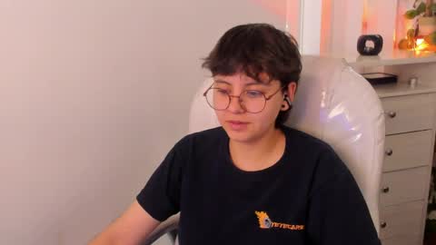 nathalyy_ds online show from 05-06-26, 04:12