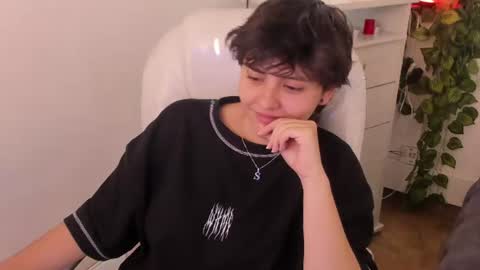 nathalyy_ds online show from 07-04-26, 06:25