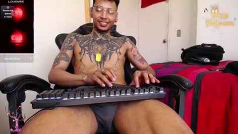 nathan_aress6666 online show from 10-22-25, 06:18