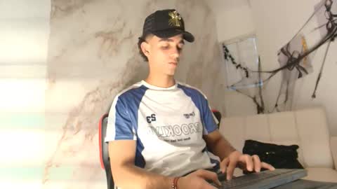 nathan_shimmer online show from 11-01-25, 09:06