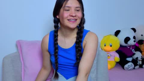 Snapshot of natisss_ chatting on 10-23-25, 11:14 Naty online show from 10-23-25, 11:14