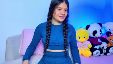 Snapshot of natisss_ chatting on 11-25-25, 09:20 Naty online show from 11-25-25, 09:20