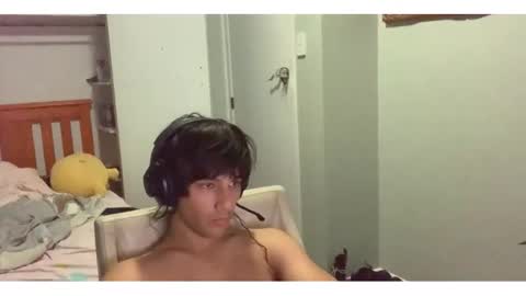 Snapshot of native_boy2 chatting on 11-10-25, 08:13 native_boy2 online show from 11-10-25, 08:13