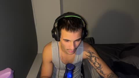 native_boy2 online show from 03-10-26, 02:44