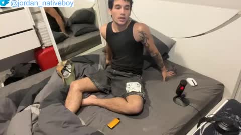 native_boy2 online show from 05-19-26, 12:11