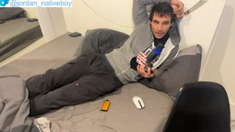 native_boy2 online show from 05-25-26, 08:48