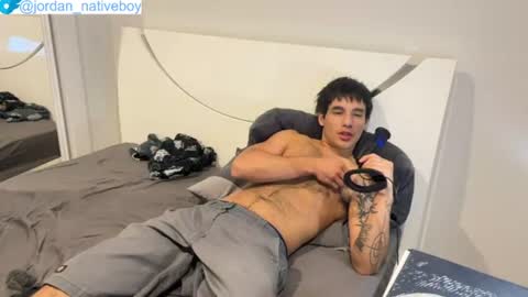 native_boy2 online show from 06-11-26, 03:48