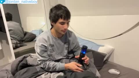 native_boy2 online show from 07-08-26, 03:49