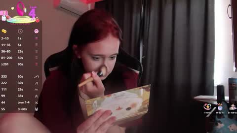 Snapshot of natsuki2005 chatting on 09-16-25, 06:47 natsuki2005 online show from 09-16-25, 06:47