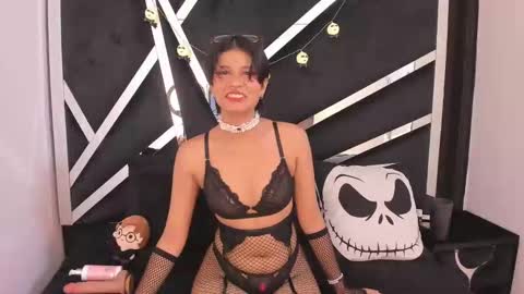 natsumiht online show from 10-24-25, 05:26