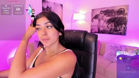 Snapshot of nattashaa7 chatting on 06-01-26, 12:07 nattashaa online show from 06-01-26, 12:07
