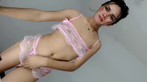 Nathalie smith online show from 03-17-26, 08:50