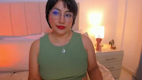 Nathalie online show from 06-29-26, 09:04
