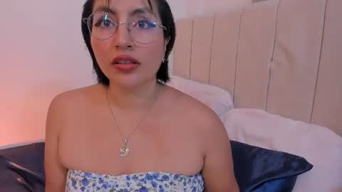 Nathalie online show from 07-17-26, 08:14