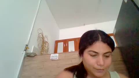 natty_santamaria online show from 05-12-26, 06:16