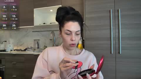 Snapshot of nattywithoutdaddy chatting on 12-15-24, 08:58 NATTY FIERROS online show from 12-15-24, 08:58