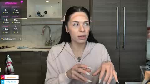 Snapshot of nattywithoutdaddy chatting on 12-30-24, 11:17 NATTY FIERROS online show from 12-30-24, 11:17