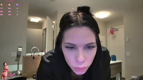 Snapshot of nattywithoutdaddy chatting on 01-12-25, 06:06 NATTY FIERROS online show from 01-12-25, 06:06