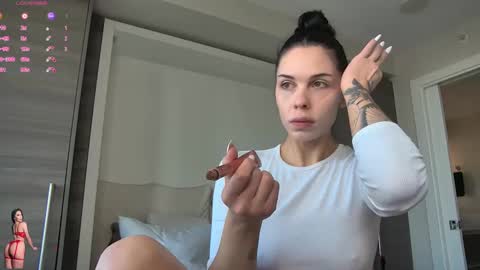 Snapshot of nattywithoutdaddy chatting on 01-15-25, 08:58 NATTY FIERROS online show from 01-15-25, 08:58