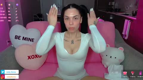 Snapshot of nattywithoutdaddy chatting on 01-23-25, 10:43 NATTY FIERROS online show from 01-23-25, 10:43