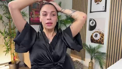 Snapshot of nattywithoutdaddy chatting on 09-21-25, 07:32 NATTY FIERROS online show from 09-21-25, 07:32