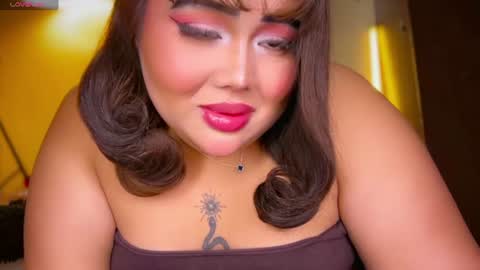 Snapshot of natural_asiangoddes chatting on 07-16-26, 12:27 kia online show from 07-16-26, 12:27