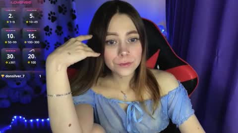 Snapshot of natural_babe666 chatting on 01-25-25, 08:00 natural_babe666 online show from 01-25-25, 08:00