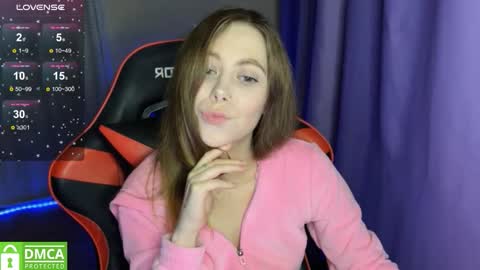 Snapshot of natural_babe666 chatting on 11-10-25, 08:52 natural_babe666 online show from 11-10-25, 08:52