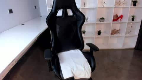 Jazmin Bigboobs online show from 04-05-26, 11:40