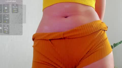 Snapshot of natural_form chatting on 04-29-26, 09:13 peach online show from 04-29-26, 09:13