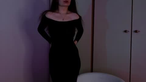 Meri online show from 06-18-26, 05:41