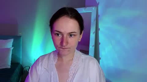 Meri online show from 06-19-26, 05:23