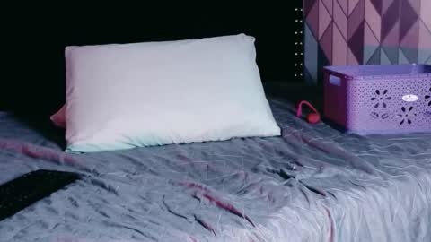 Gwen  online show from 10-09-25, 07:34