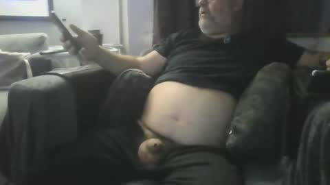 Snapshot of naturistmale45 chatting on 11-13-25, 05:56 naturistmale45 online show from 11-13-25, 05:56