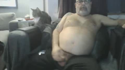 Snapshot of naturistmale45 chatting on 11-14-25, 09:46 naturistmale45 online show from 11-14-25, 09:46