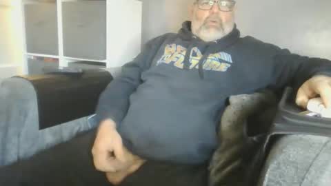 Snapshot of naturistmale45 chatting on 11-24-25, 08:47 naturistmale45 online show from 11-24-25, 08:47