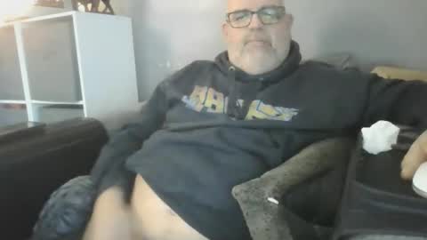 Snapshot of naturistmale45 chatting on 12-16-25, 01:49 naturistmale45 online show from 12-16-25, 01:49
