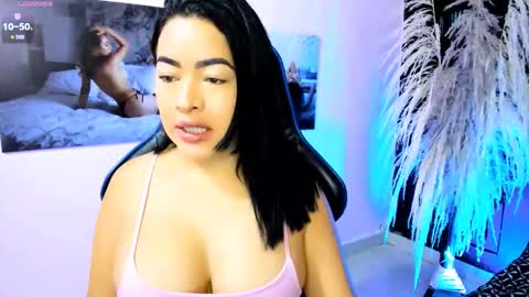 Natalia online show from 10-30-25, 02:18