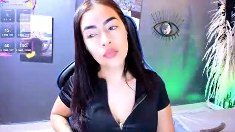 Snapshot of naty_07 chatting on 07-23-26, 05:00 Natalia online show from 07-23-26, 05:00