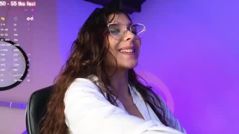 Snapshot of naty_saenz3 chatting on 12-31-24, 12:46 Naty Saenz online show from 12-31-24, 12:46