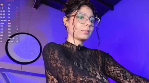 Snapshot of naty_saenz3 chatting on 10-09-25, 09:40 Naty Saenz online show from 10-09-25, 09:40