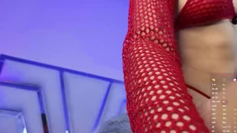 Snapshot of natysaenz1 chatting on 01-09-26, 10:18 Natalia online show from 01-09-26, 10:18