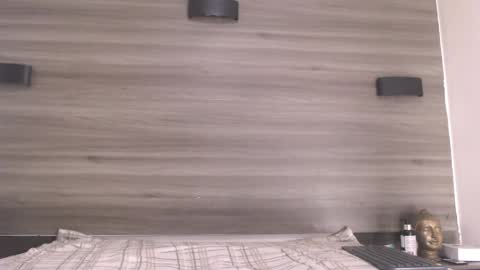Snapshot of natzuki_ chatting on 05-19-26, 06:58 natzuki_ online show from 05-19-26, 06:58