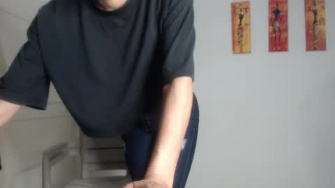 Snapshot of natzumi_mcqueen chatting on 01-22-25, 04:55 Stella Mcqueen online show from 01-22-25, 04:55