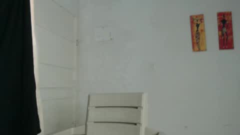 Snapshot of natzumi_mcqueen chatting on 02-01-25, 03:39 Stella Mcqueen online show from 02-01-25, 03:39