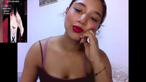 Snapshot of natzurit chatting on 12-17-25, 02:23 Natzu online show from 12-17-25, 02:23